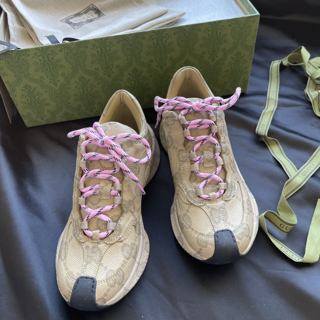 GUCCI Run sneakers impression par transfert à l'eau cuir de veau beige