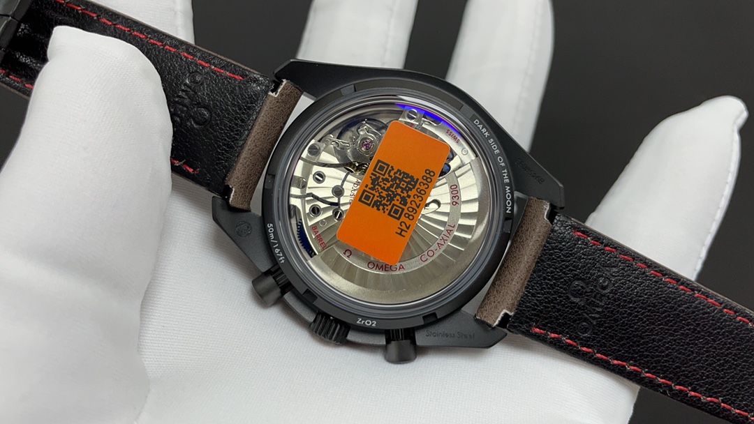 Omega 欧米茄 超霸月之暗面 计时 深灰色 44mm 9300机