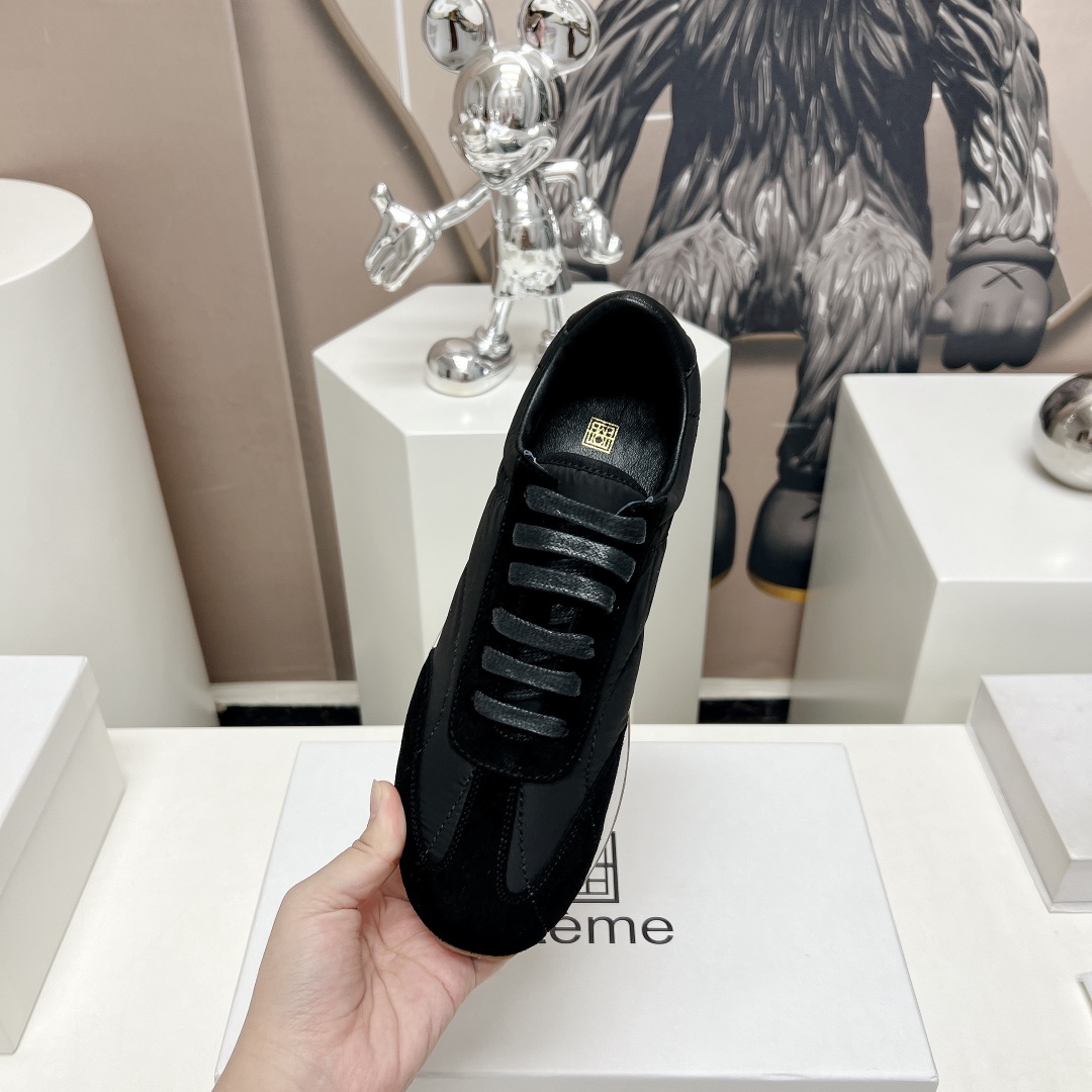 Toteme 2023/aw Recreational Shoes: Nordic Design, Comfortable and Stylish - 图片 6