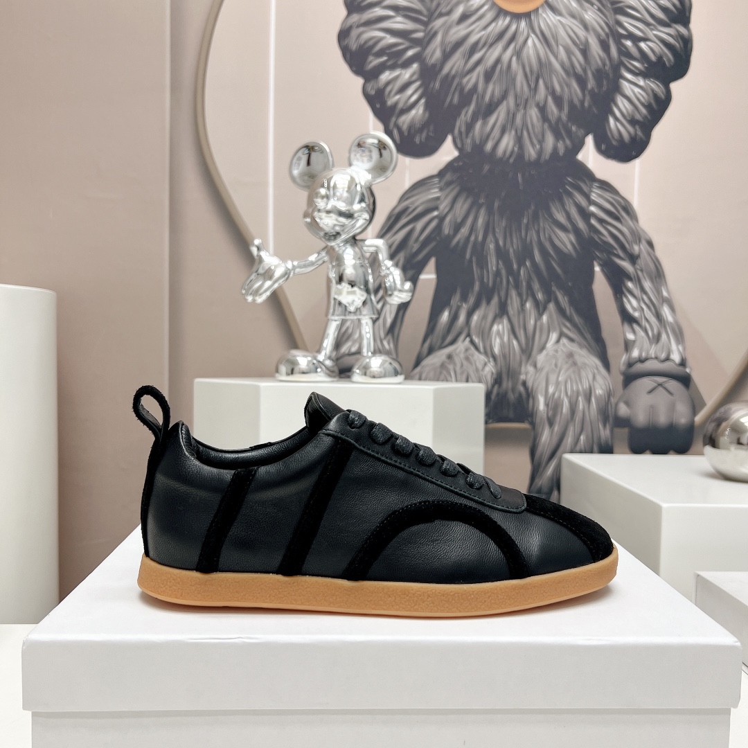 Toteme 2023/aw Nordic Style Recreational Shoes with Sheep Skin and TPU Bottom - 图片 5