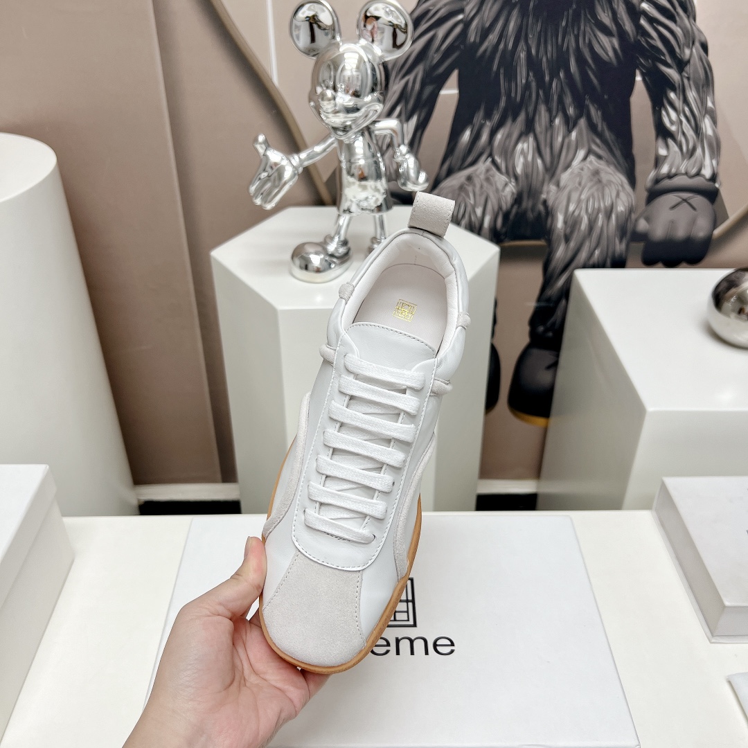 Toteme 2023 AW Recreational Shoes: Nordic Design, Sheepskin, TPU Bottom, Customizable Sizes - 图片 6