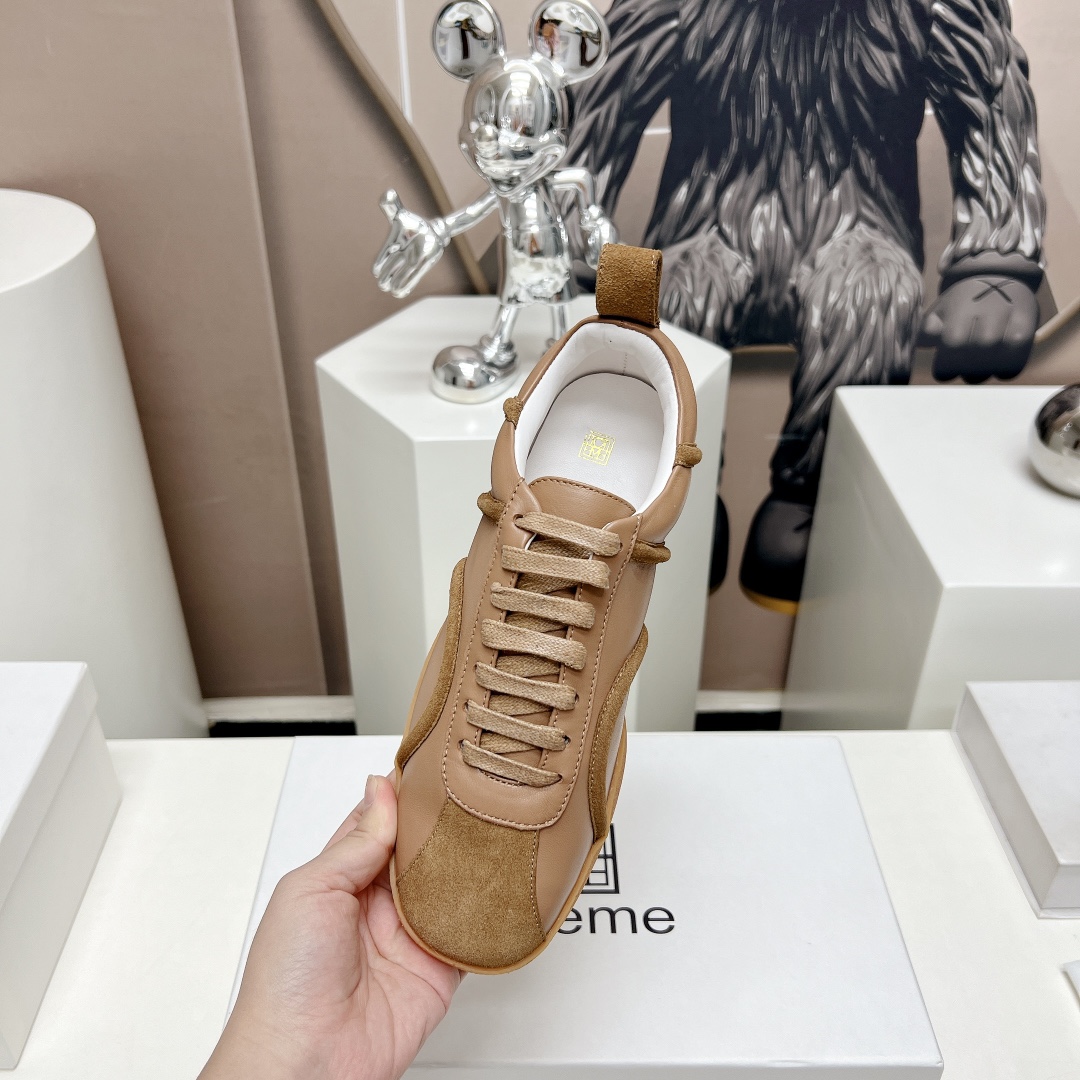 Toteme 2023/aw Top Edition Recreational Shoes: Nordic Design, Sheep Skin, TPU Bottom - 图片 6