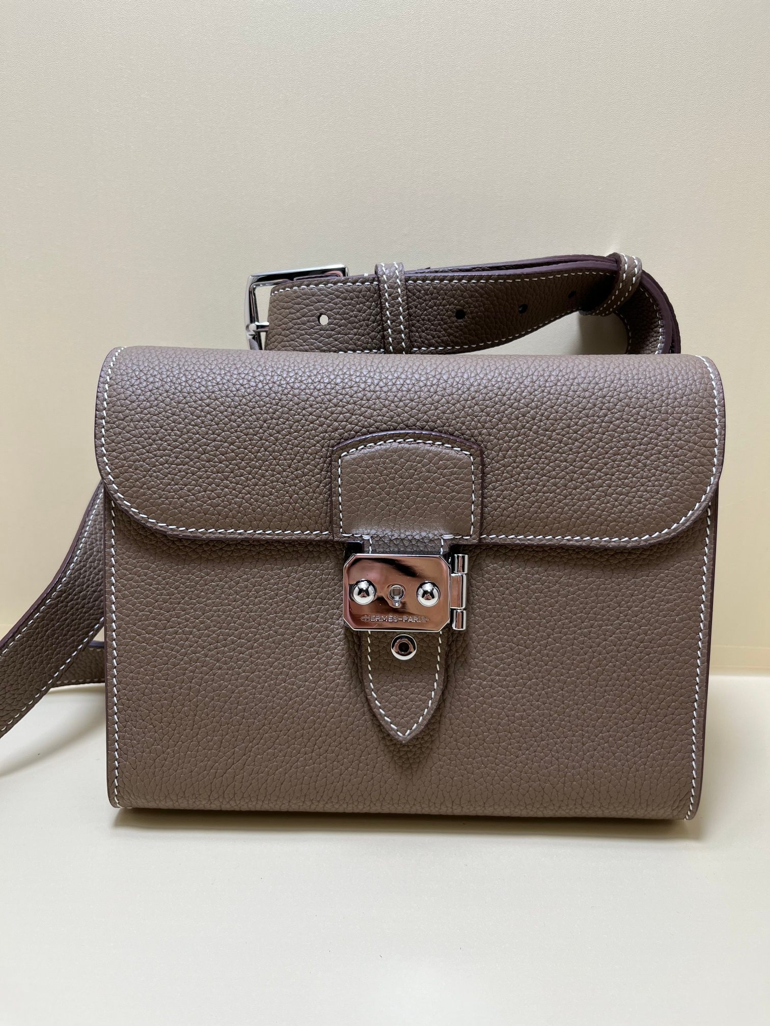Hermès Hermes/Hermes Unisex Crossbody Bag ToGo Leather Messenger Bag 21cm Cowhide Leather Super Good