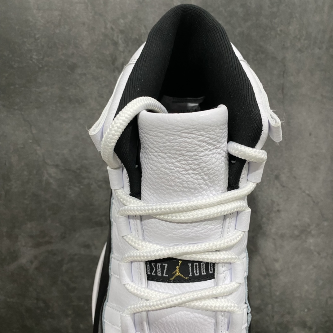 图片[8]-【外贸纯原】 Air Jordan AJ11 \”DMP\”金砖 CT8012-170n此版鞋面白色部分为皮面n同步官方最近新流出原鞋渲染图细节n(早期官方渲染图白色部分为尼龙布面）nn原楦原档案数据开模打造原厂中底拉帮钢印 原厂漆皮 防冻不开裂头层皮料 原装鞋撑 水晶大底正确色度色泽原楦原数据刺绣 原厂车缝走线及对位 毫厘不差飞人logo采用原数据电脑刺绣 原装正品碳纤维真实碳板 增强抗扭 原内标 原盒标 正确官方原盒 原厂防氧化水晶外底 原厂配套厂全掌solo气垫 Size：40 40.5 41 42 42.5 43 44 44.5 45 45.5 46 47.5 48.5-莆田鞋批发中心