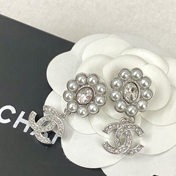 Chanel Jewelry Earring Silver