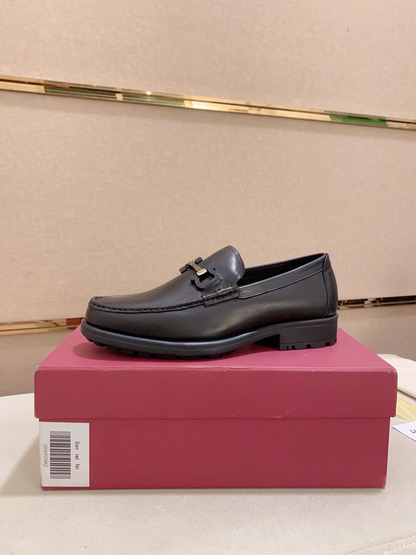 precio de fábrica: alta versión Ferragamo (Ferragamo) de calidad! ¡Exclusivo punto emergente nuevo e