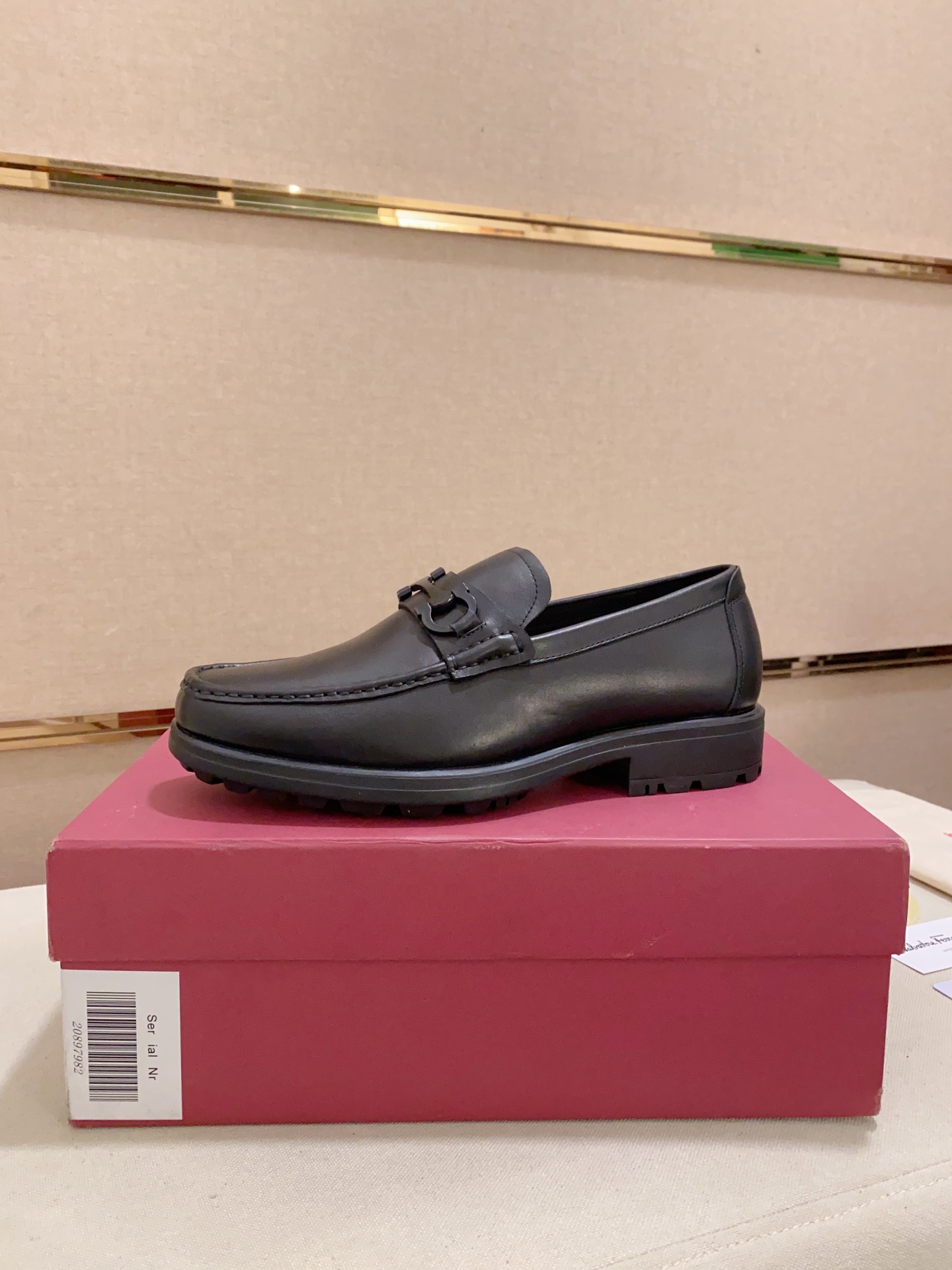 precio de fábrica: alta versión Ferragamo (Ferragamo) de calidad! ¡Exclusivo punto emergente nuevo e