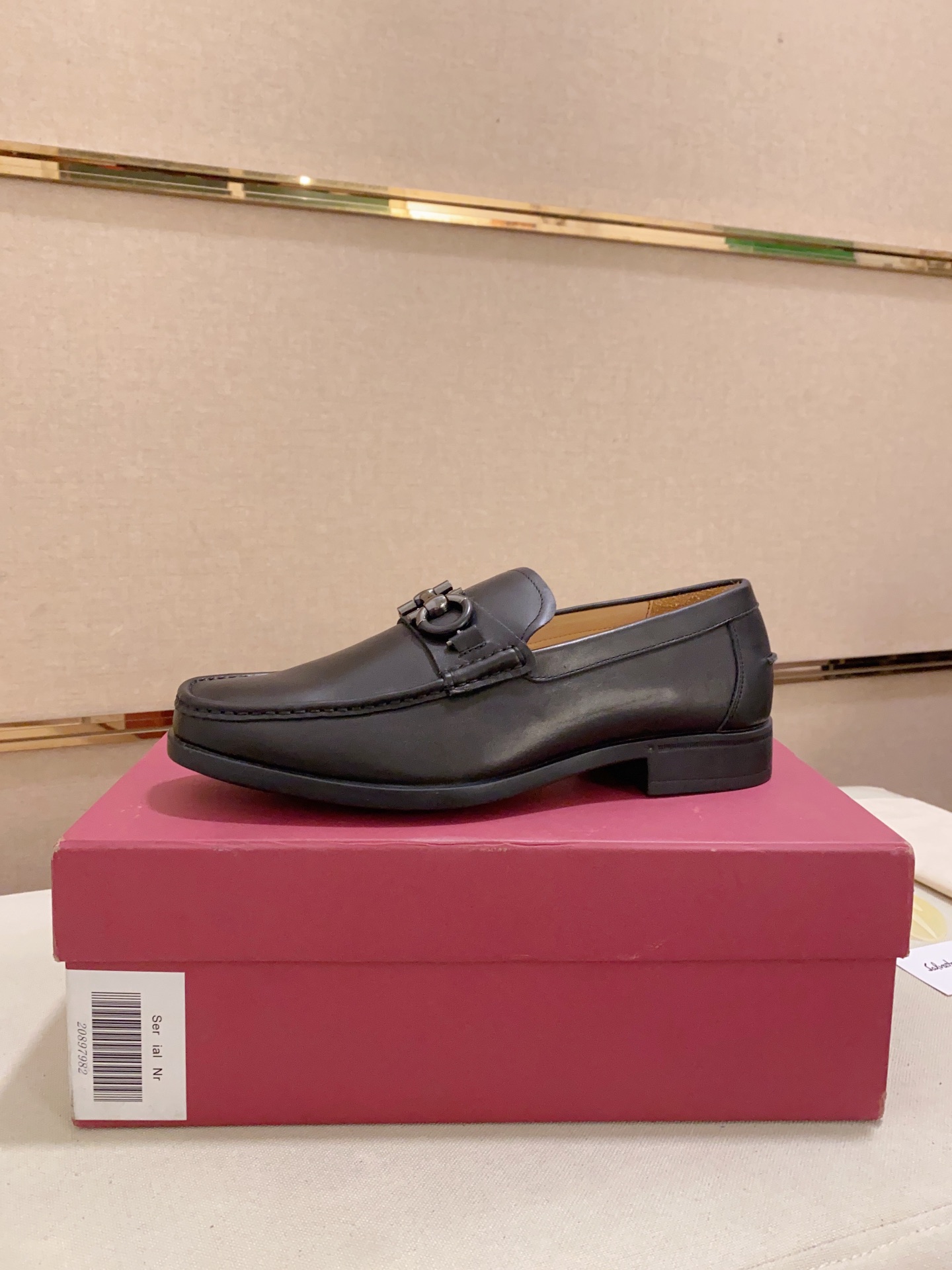 precio de fábrica: alta versión Ferragamo (Ferragamo) de calidad! ¡Exclusivo punto emergente nuevo e