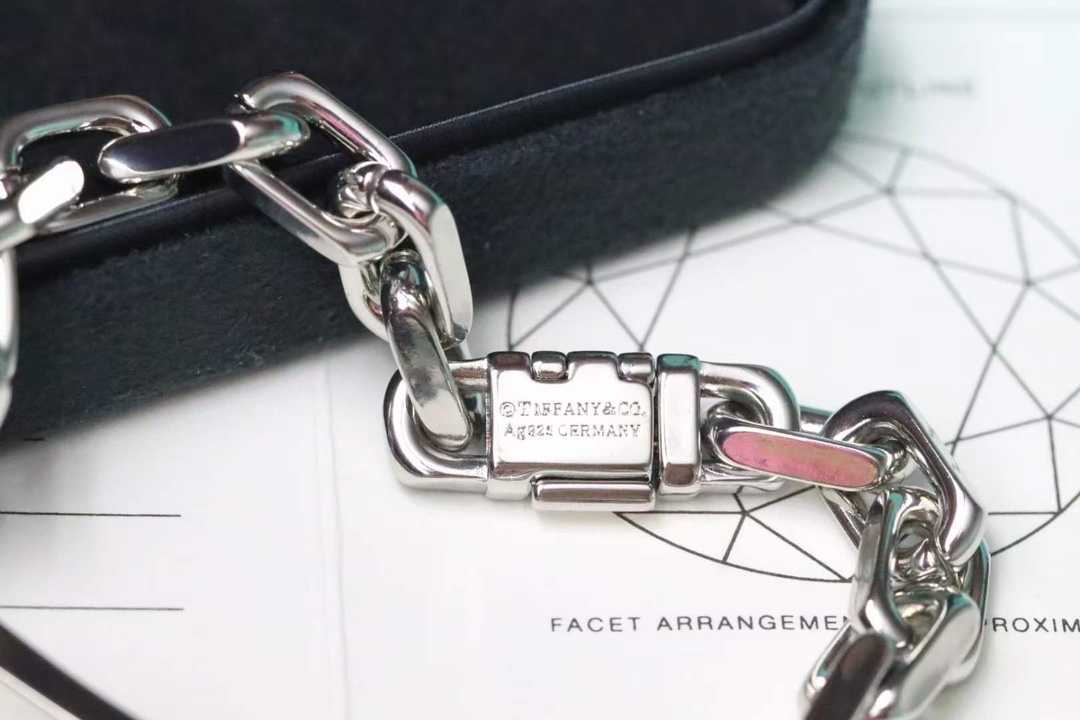 Tiffany & Co. 蒂芙尼男款手链 I.D. 链结式手链