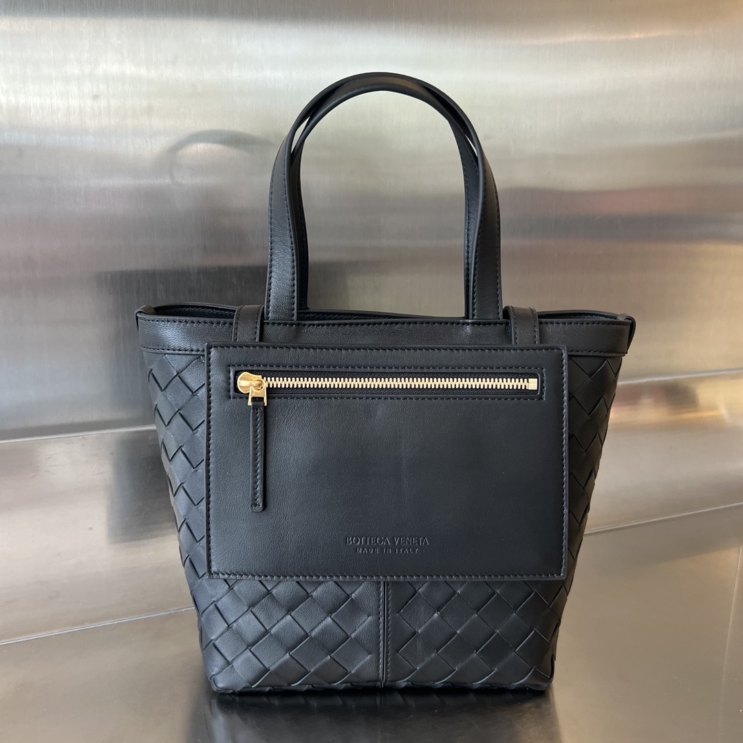 Bottega Veneta Welfare flash sale after the new year 780