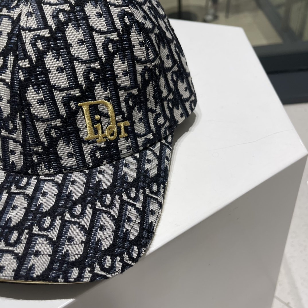 Dior迪奥棒球帽高版本简约大气防晒