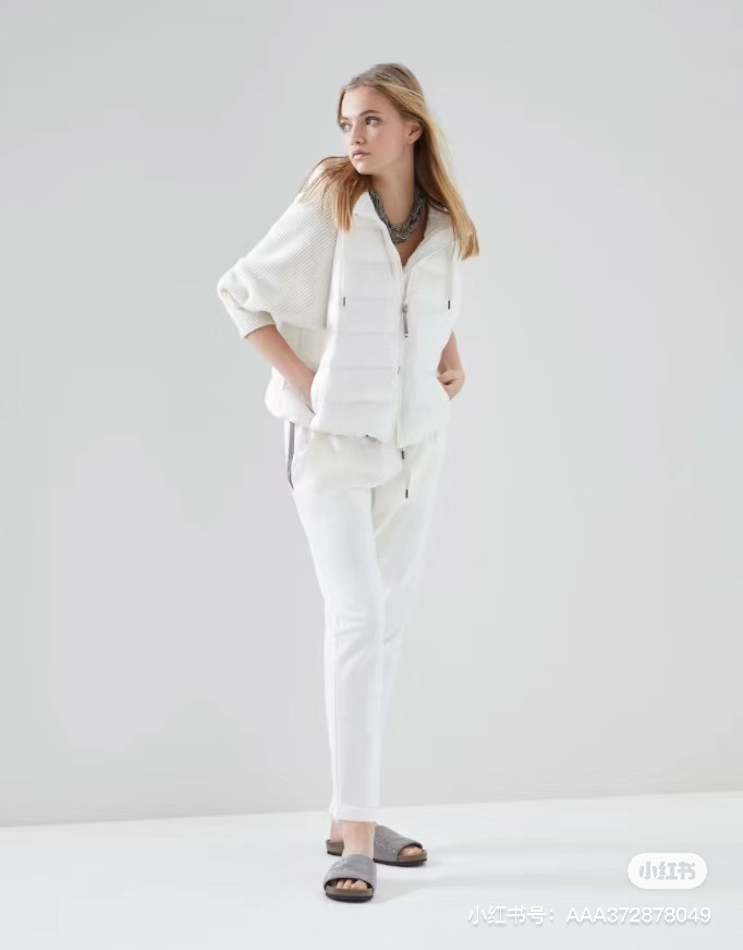 ZILIMARK BC White Goose Down Jacket with Wool and Cashmere Sleeves 3 i1687871786 7349 1