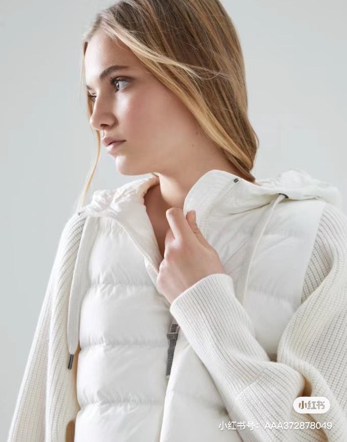 ZILIMARK BC White Goose Down Jacket with Wool and Cashmere Sleeves 5 i1687871800 3408 0