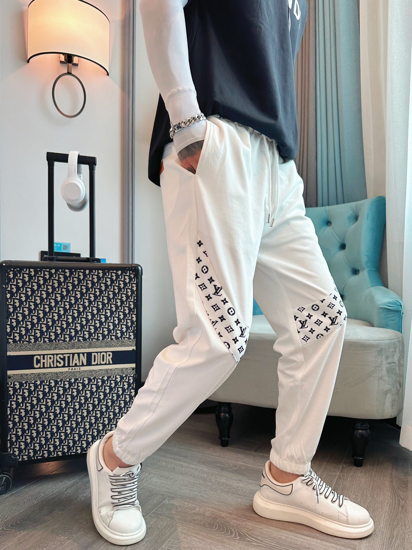 Louis Vuitton Clothing Pants & Trousers Online Shop
 Spring/Summer Collection Casual