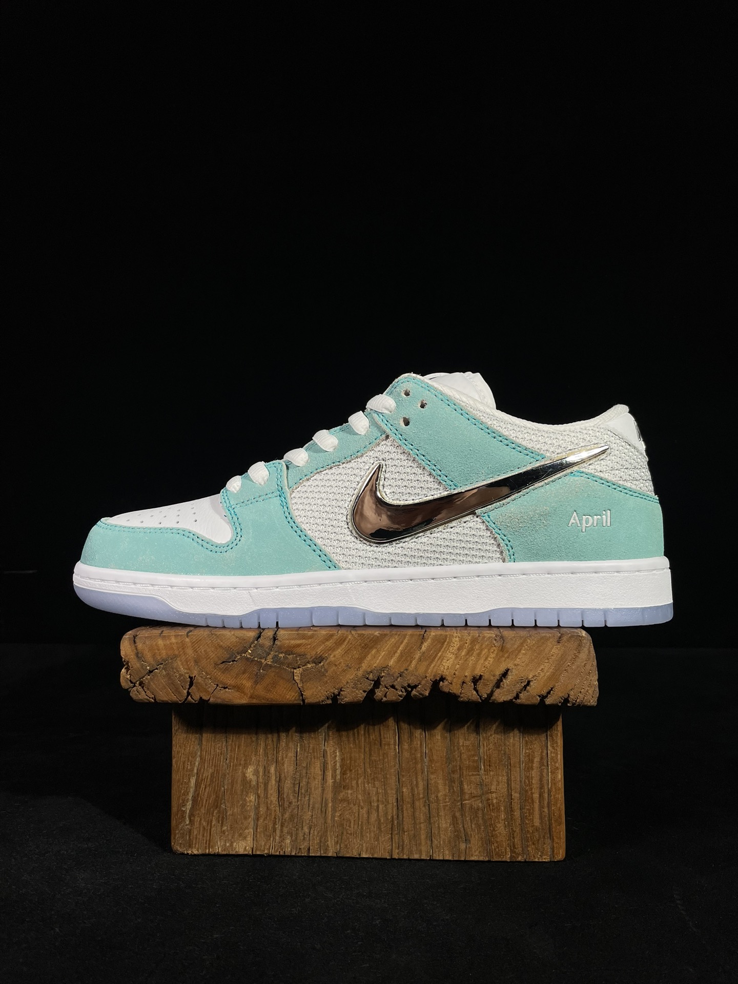 dunk联名April小蒂芙尼白绿AprilSkateboardsNikeSBDunkLow冰封玫瑰此配