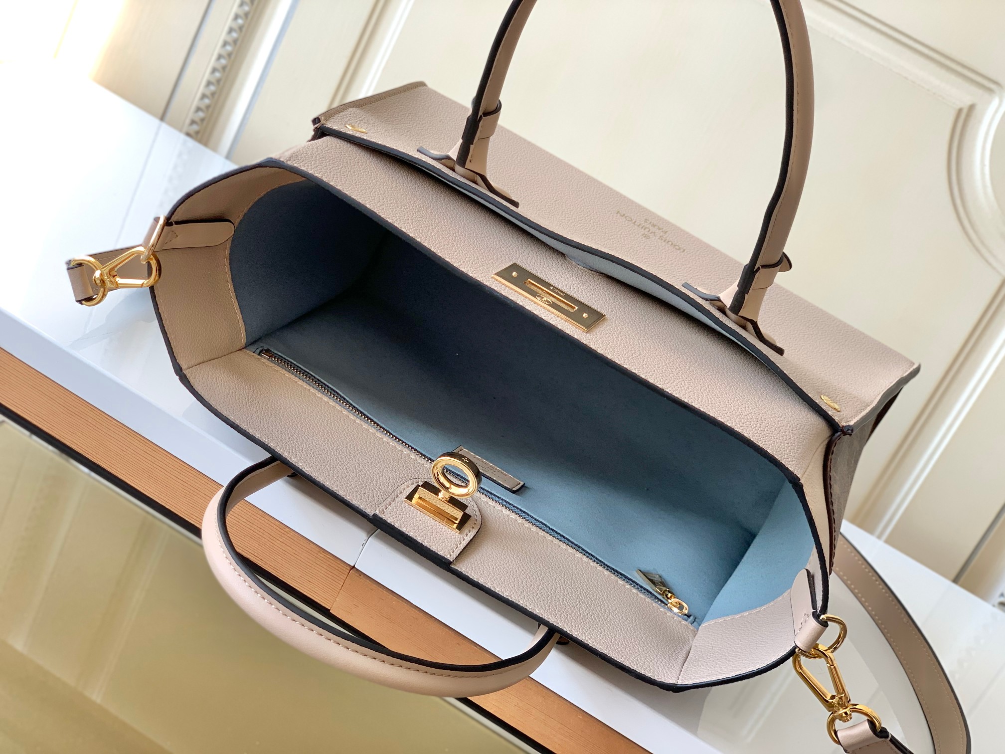 as if blending two bags into one - Bag 8