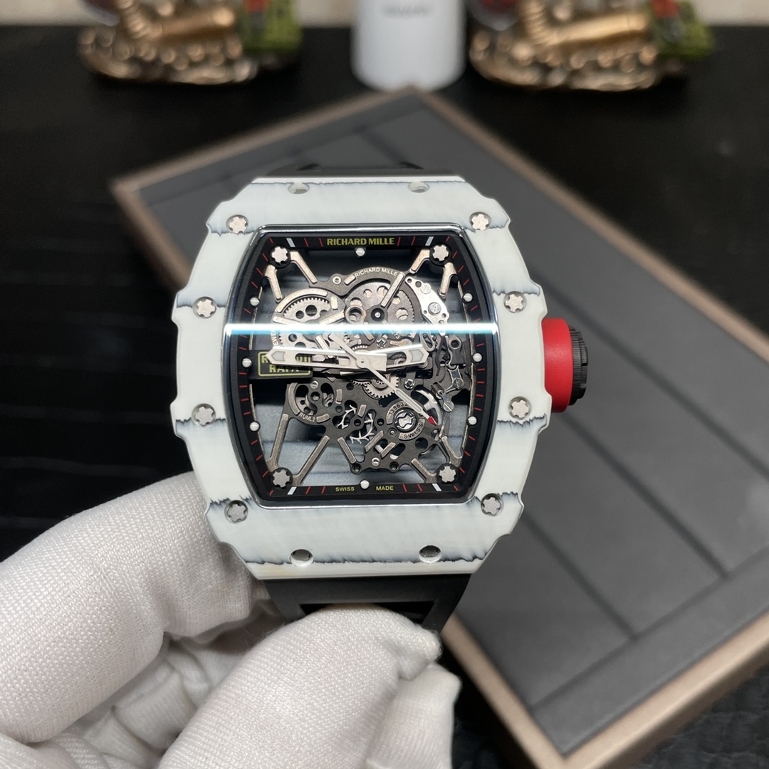 Richard Mille Sonic理查德米勒RM35-01碳纤维系列全面升级白宝石避震器，白色碳纤维白色带
