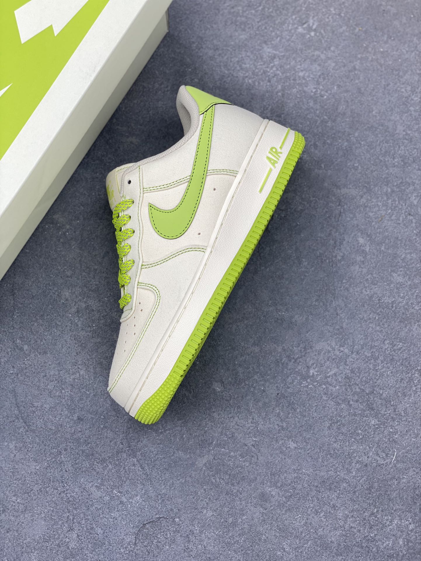 Nike Air Force 1 '07 Low Lime Green Casual Sneakers TQ1456-2553M 8 i1687893963 3921 6