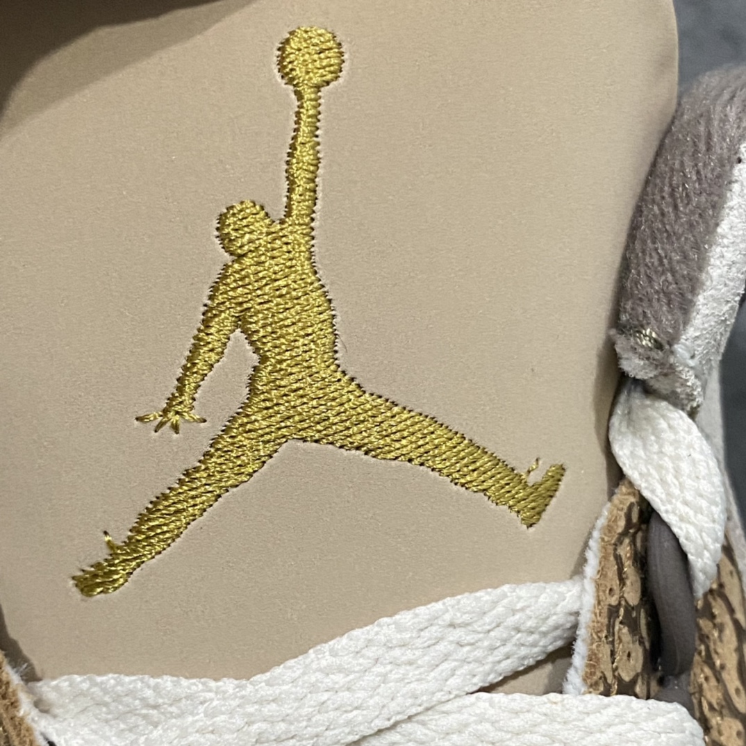 图片[2]-【新DT纯原】Air Jordan AJ3 Palomino白棕摩卡 CT8532-102n大厂出货 第一梯队 市场售价高端品质原厂数据档案开发 正确原厂三本久爆裂纹n原厂配件 完美鞋型细节 高价零售首选主推版本 尺码：40-47.5-莆田鞋批发中心