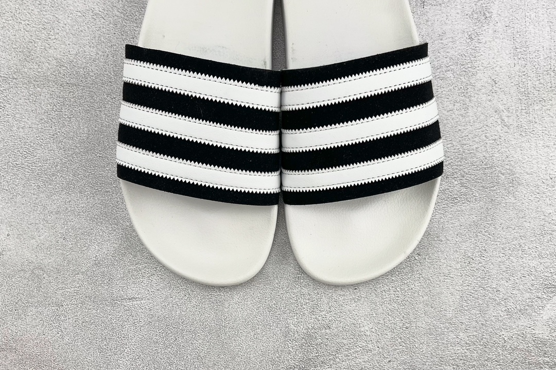 adidas originals Adilette Slides BD7592