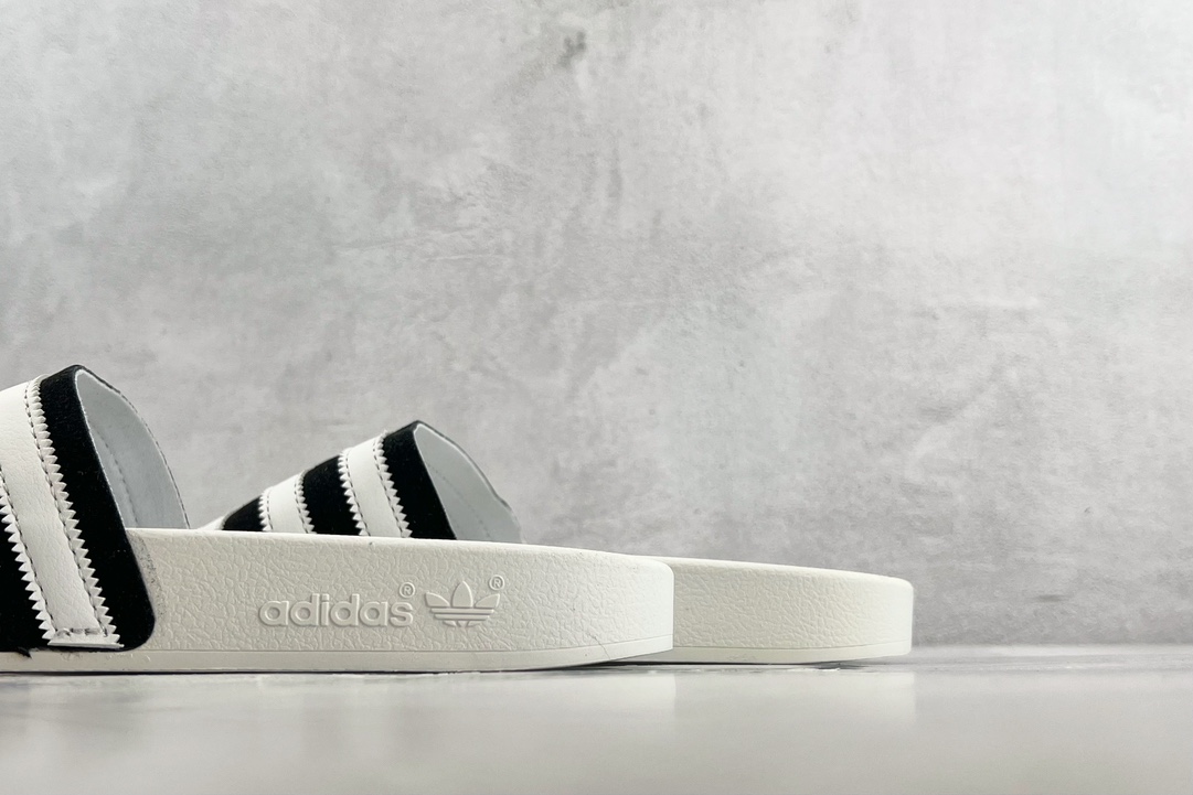 adidas originals Adilette Slides BD7592