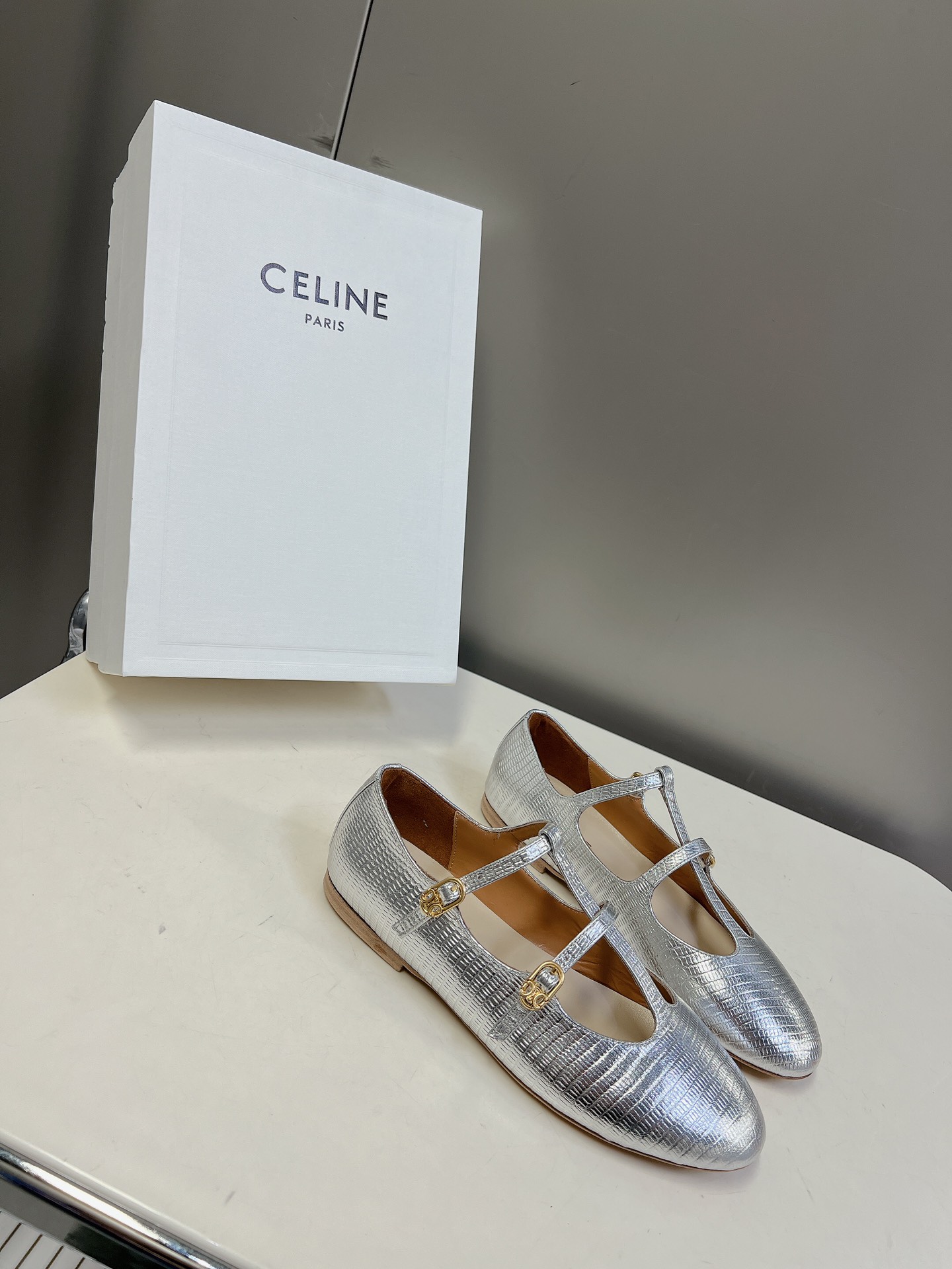 CELINE2023春夏玛丽珍系列专