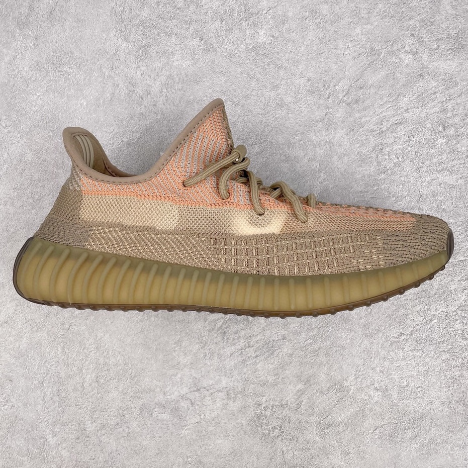 💰200 ＃K版纯原 巴斯夫福利‼Yeezy Boost 350 V2 野鸡红 货号：FZ5240 市面中端最王炸版本 lw同源配套打造 全套原楦 原纸版 原鞋开模完美打造 采用辰元飞织鱼丝网原厂面 非进口机台 大底原厂半透明RB巴斯夫满钉大底  原厂东莞百宏3M反光鞋带 质感一致 原厂鑫成新粉原鞋垫 LOGO胶浆印花 钛金针与高士马克线针车精工打造 一切遵循原厂指令单采购同源原材 采购全套原厂进口材料 原纸版 原楦头 一切同源公司 大几率过验 混卖无压力‼️SIZE：36 36.5 37 38 38.5 39 40 40.5 41 42 42.5 43 44 44.5 45 46 47 编码：Mby2936070-运动鞋