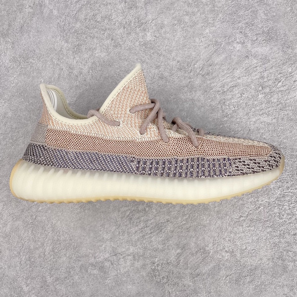 💰200 ＃K版纯原 巴斯夫福利‼Yeezy Boost 350 V2 灰珍珠 货号：GY7658 市面中端最王炸版本 lw同源配套打造 全套原楦 原纸版 原鞋开模完美打造 采用辰元飞织鱼丝网原厂面 非进口机台 大底原厂半透明RB巴斯夫满钉大底  原厂东莞百宏3M反光鞋带 质感一致 原厂鑫成新粉原鞋垫 LOGO胶浆印花 钛金针与高士马克线针车精工打造 一切遵循原厂指令单采购同源原材 采购全套原厂进口材料 原纸版 原楦头 一切同源公司 大几率过验 混卖无压力‼️SIZE：36 36.5 37 38 38.5 39 40 40.5 41 42 42.5 43 44 44.5 45 46 47 编码：Mby2936070-运动鞋