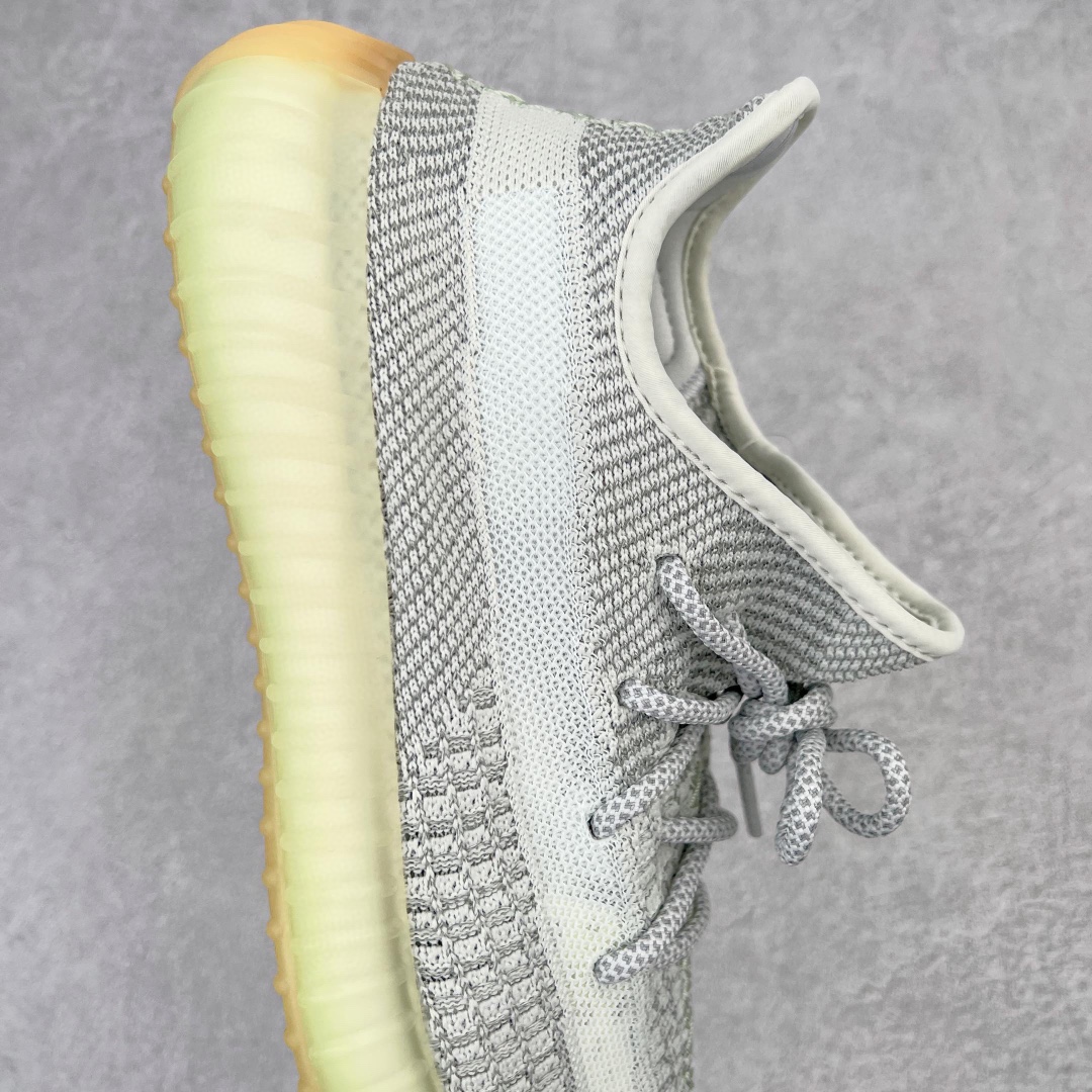 图片[6]-💰200 ＃K版纯原 巴斯夫福利‼Yeezy Boost 350 V2 灰满天星 货号：FX4349 市面中端最王炸版本 lw同源配套打造 全套原楦 原纸版 原鞋开模完美打造 采用辰元飞织鱼丝网原厂面 非进口机台 大底原厂半透明RB巴斯夫满钉大底  原厂东莞百宏3M反光鞋带 质感一致 原厂鑫成新粉原鞋垫 LOGO胶浆印花 钛金针与高士马克线针车精工打造 一切遵循原厂指令单采购同源原材 采购全套原厂进口材料 原纸版 原楦头 一切同源公司 大几率过验 混卖无压力‼️SIZE：36 36.5 37 38 38.5 39 40 40.5 41 42 42.5 43 44 44.5 45 46 47 编码：Mby2936070-运动鞋