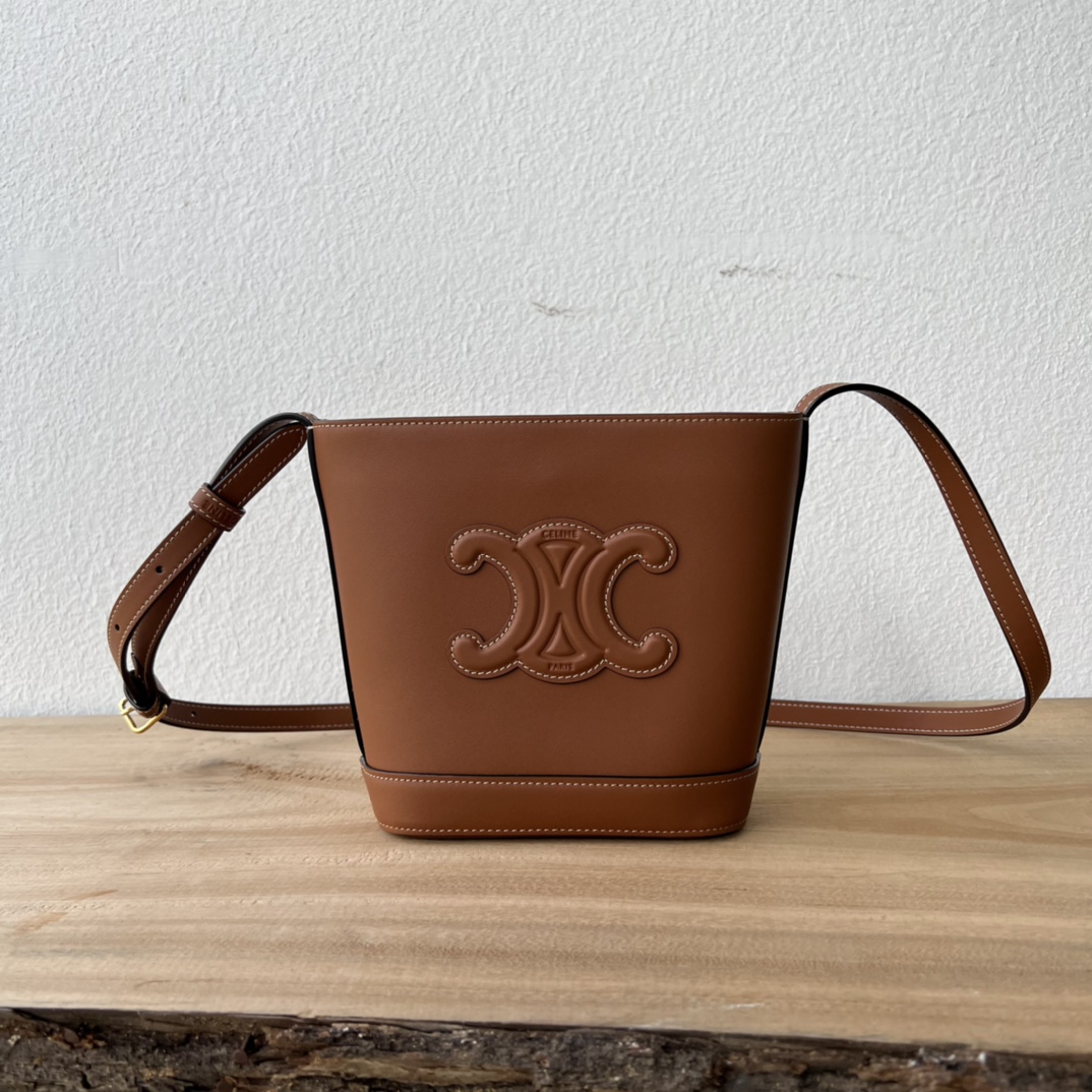 高級原単 迷你P1300 新色登場 可愛い水桶バッグ