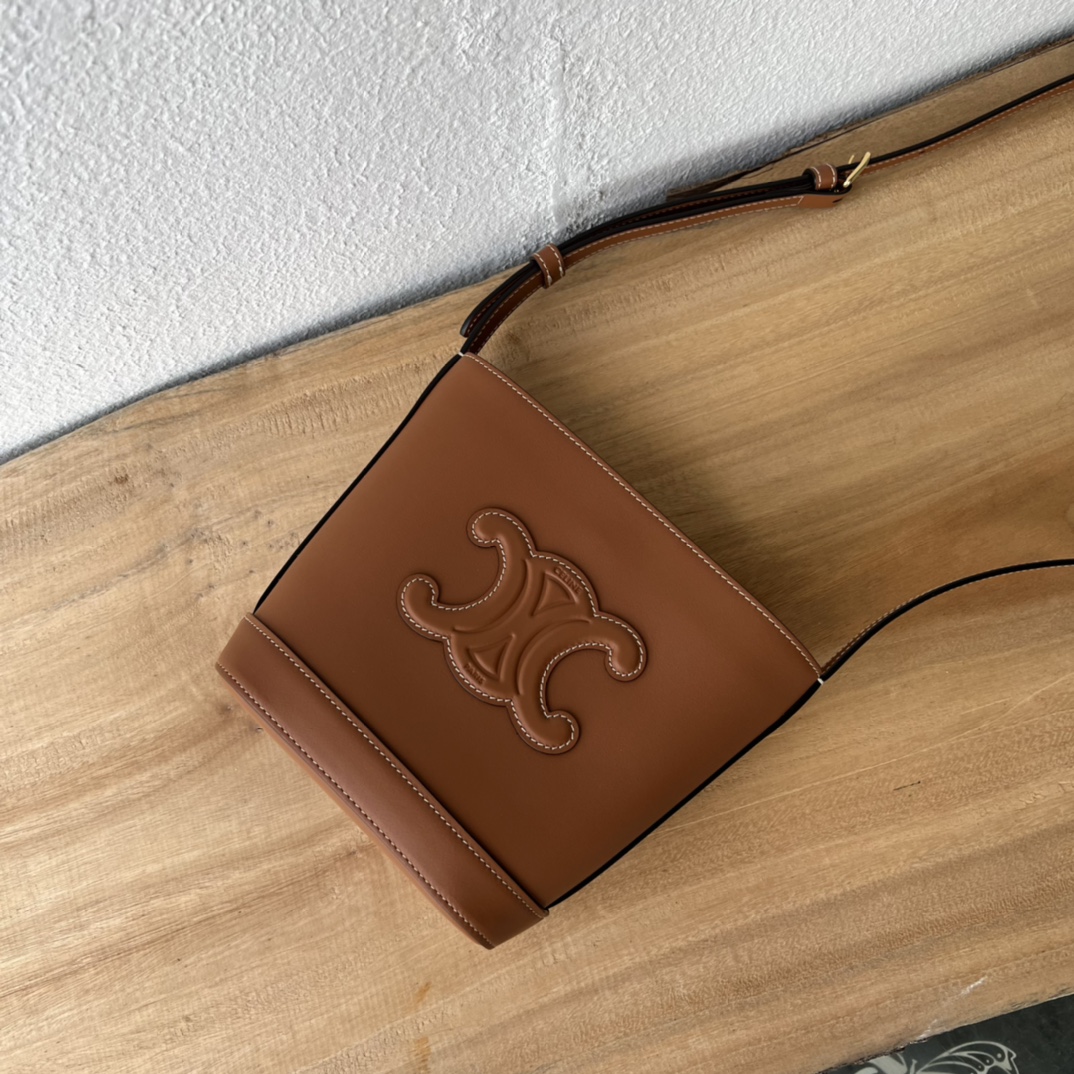 高級原単 迷你P1300 新色登場 可愛い水桶バッグ