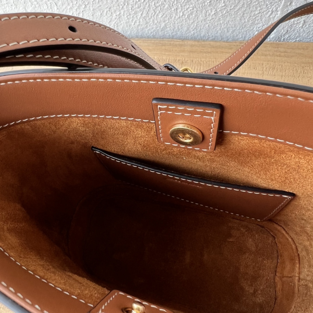 高級原単 迷你P1300 新色登場 可愛い水桶バッグ