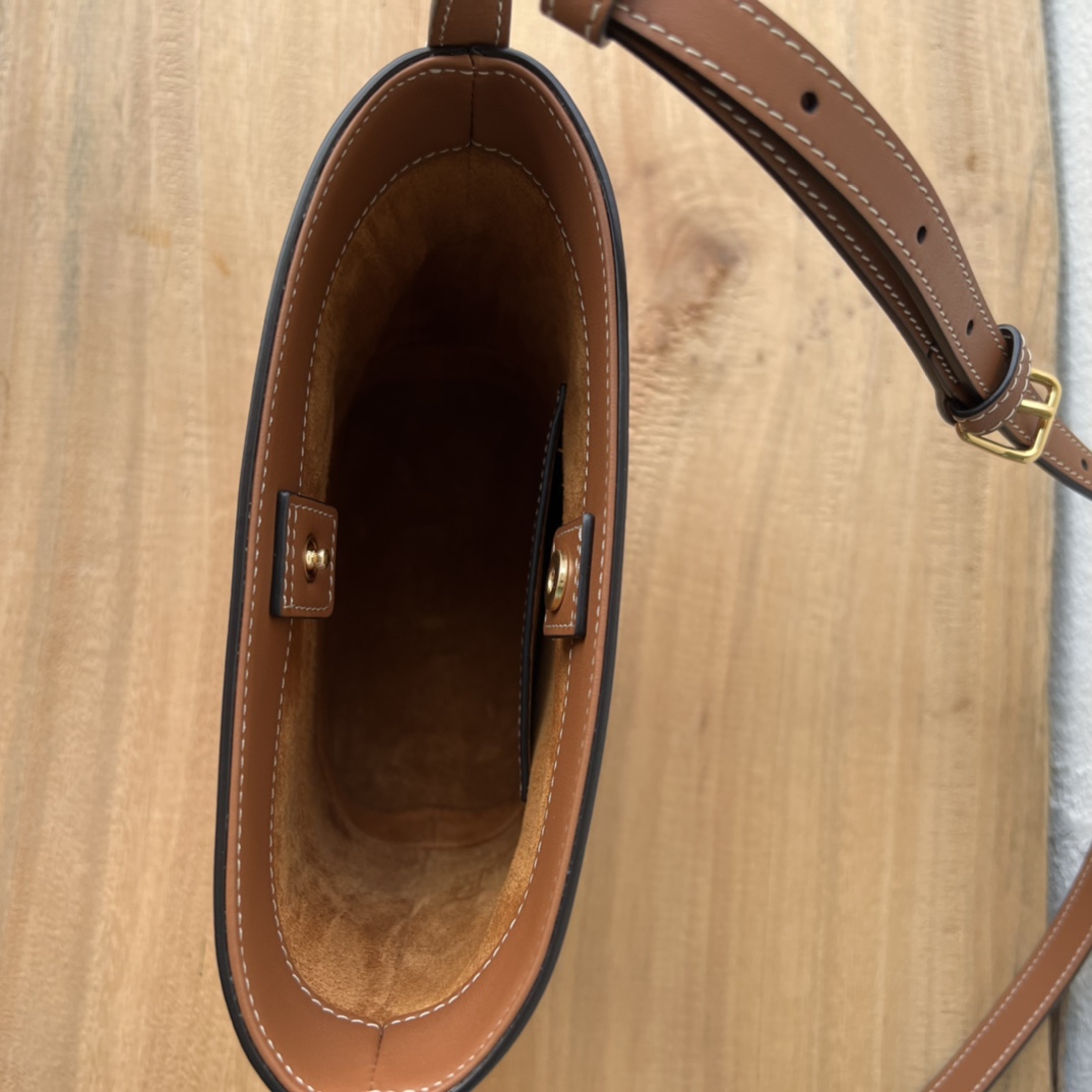 高級原単 迷你P1300 新色登場 可愛い水桶バッグ