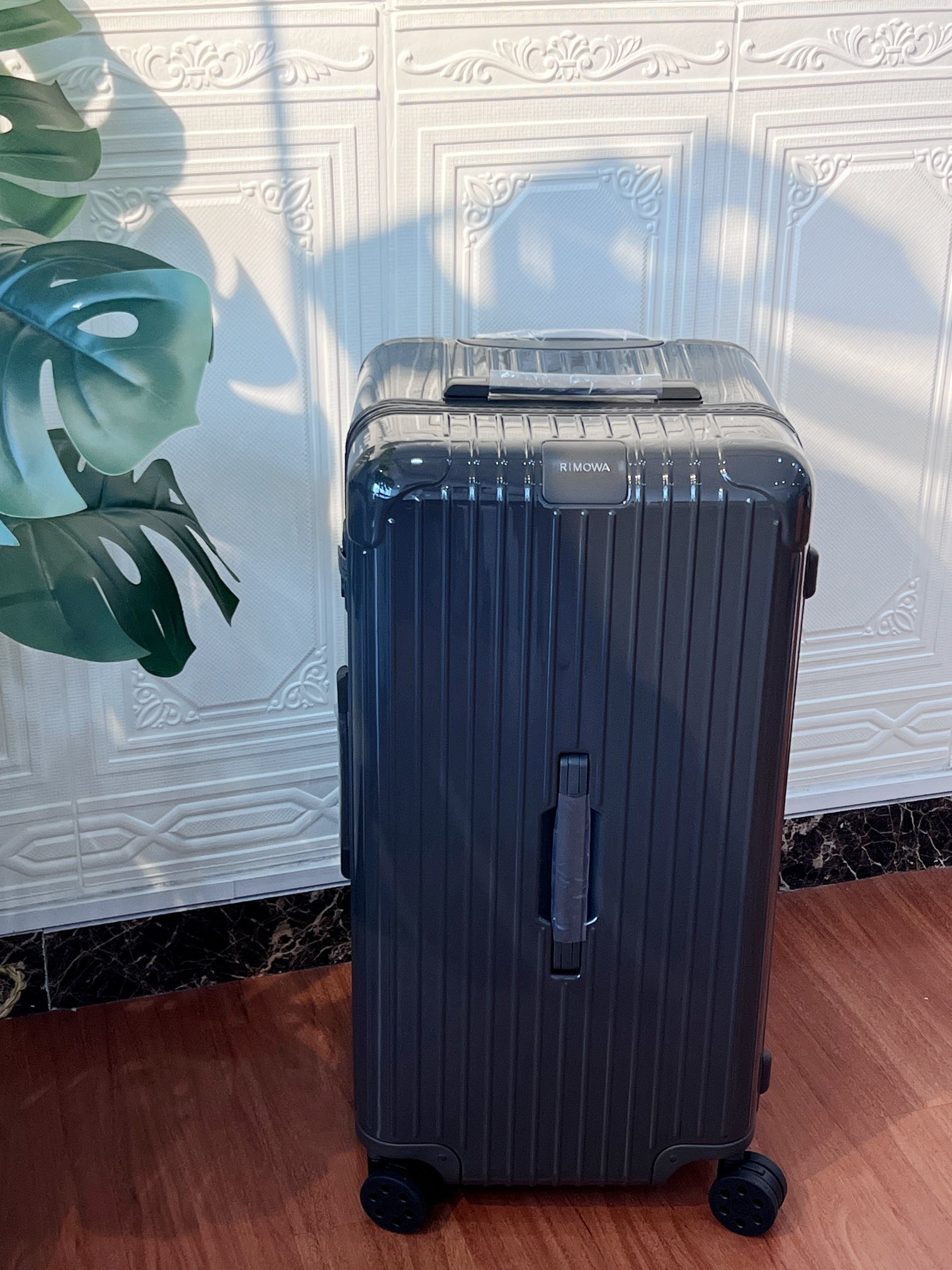 NO:269761,- Mineral Grey#,19860909- 矿岩灰#,,luggage