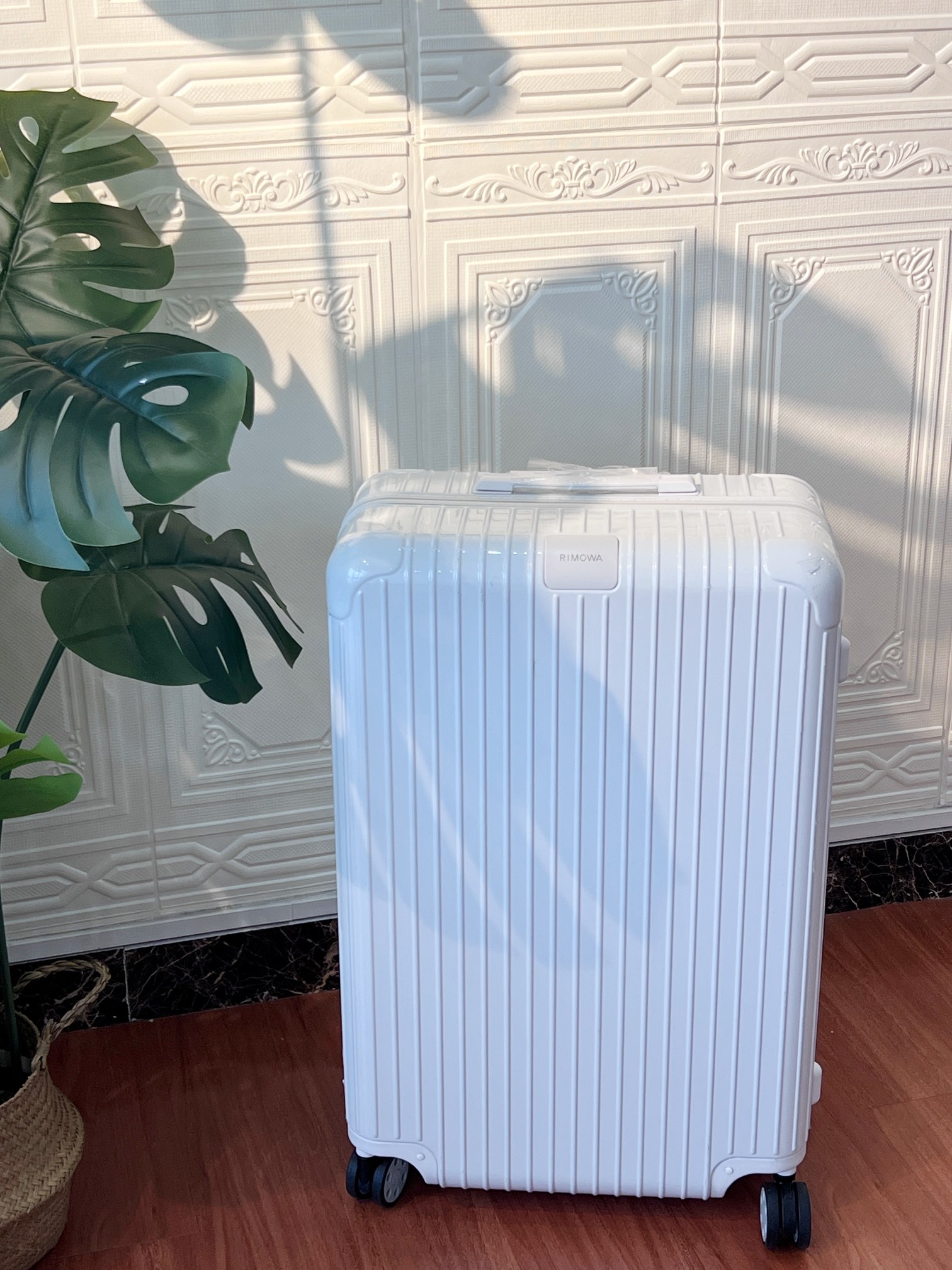 NO:269772,- Ice Cream White#,19860909- 冰淇淋白#,,luggage