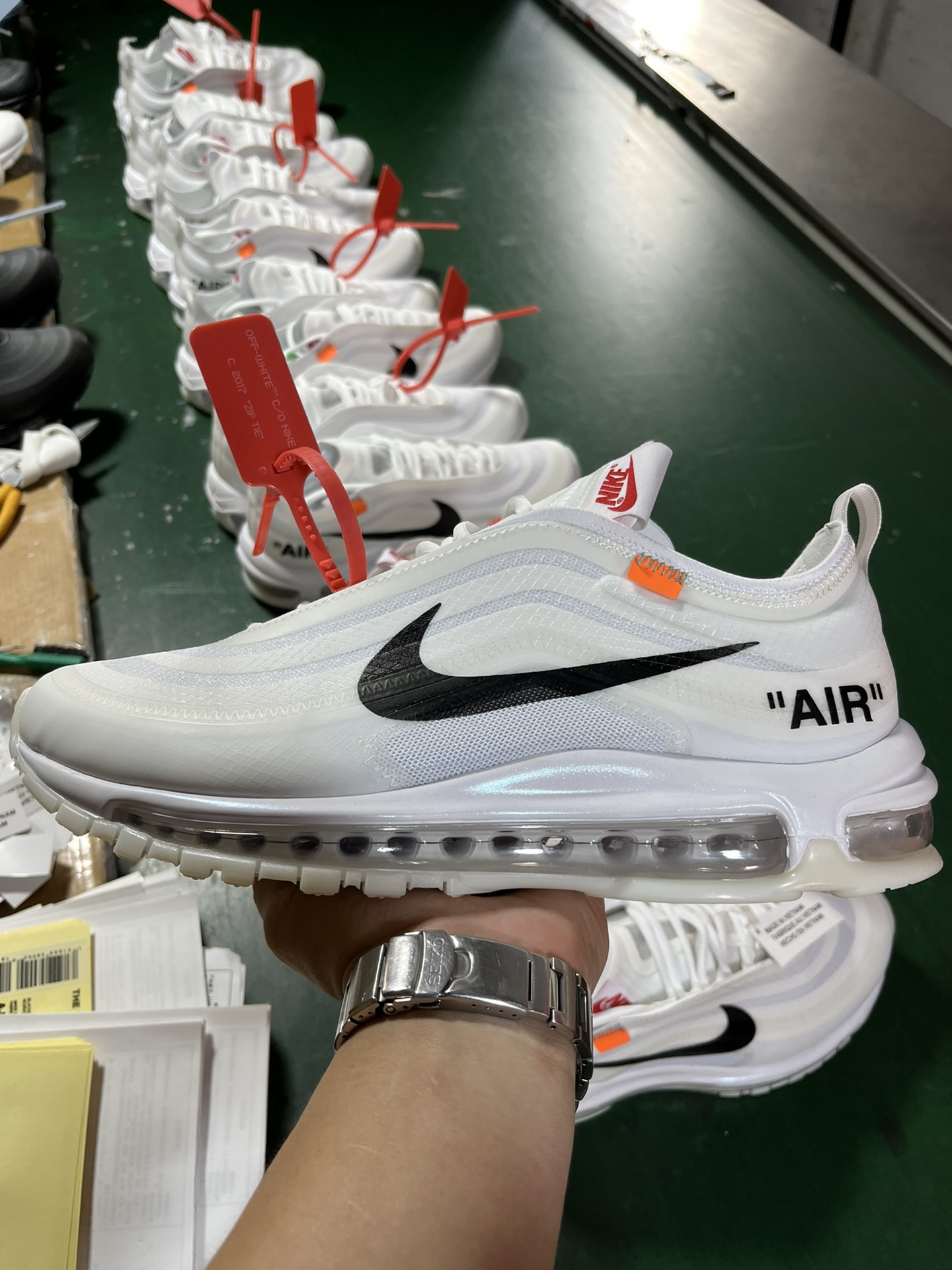 Nike Air Max 97 Amortiguación, retorno de energía, antideslizante y resistente al desgaste, transpirable y cómodo, zapa…