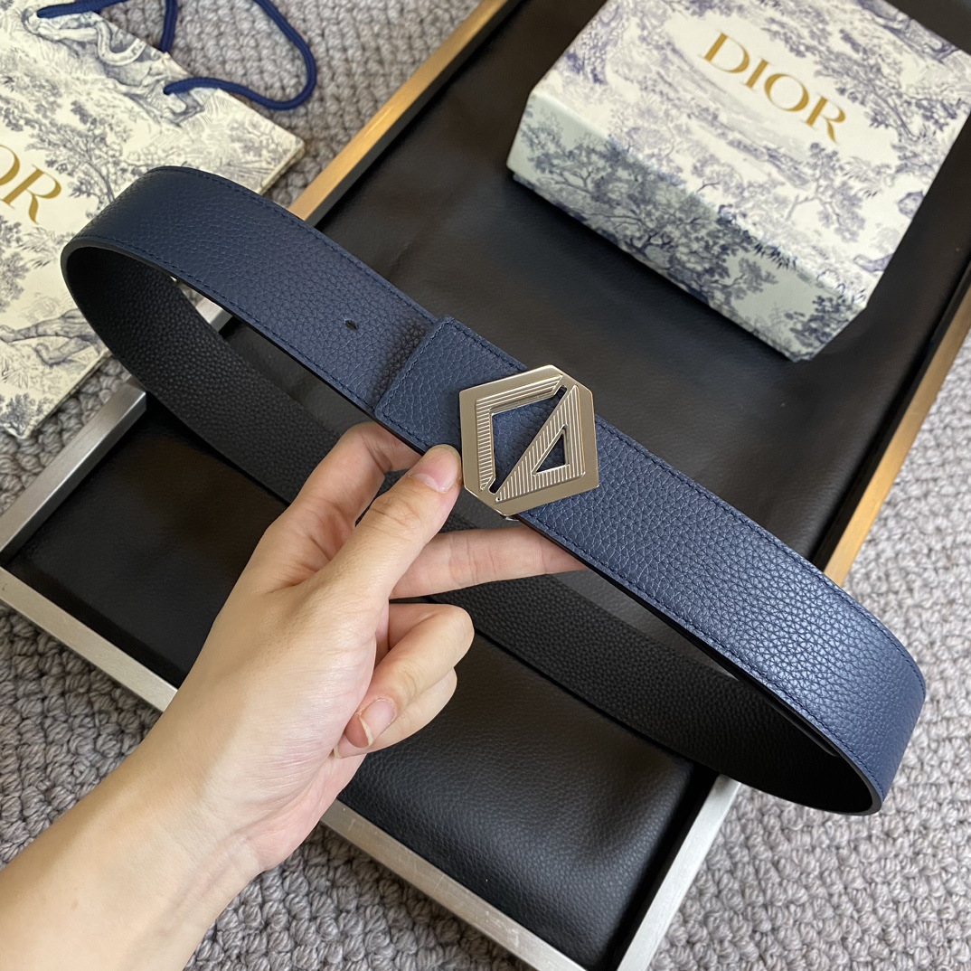 迪奥DIOR新款精钢五金宽3.8CM