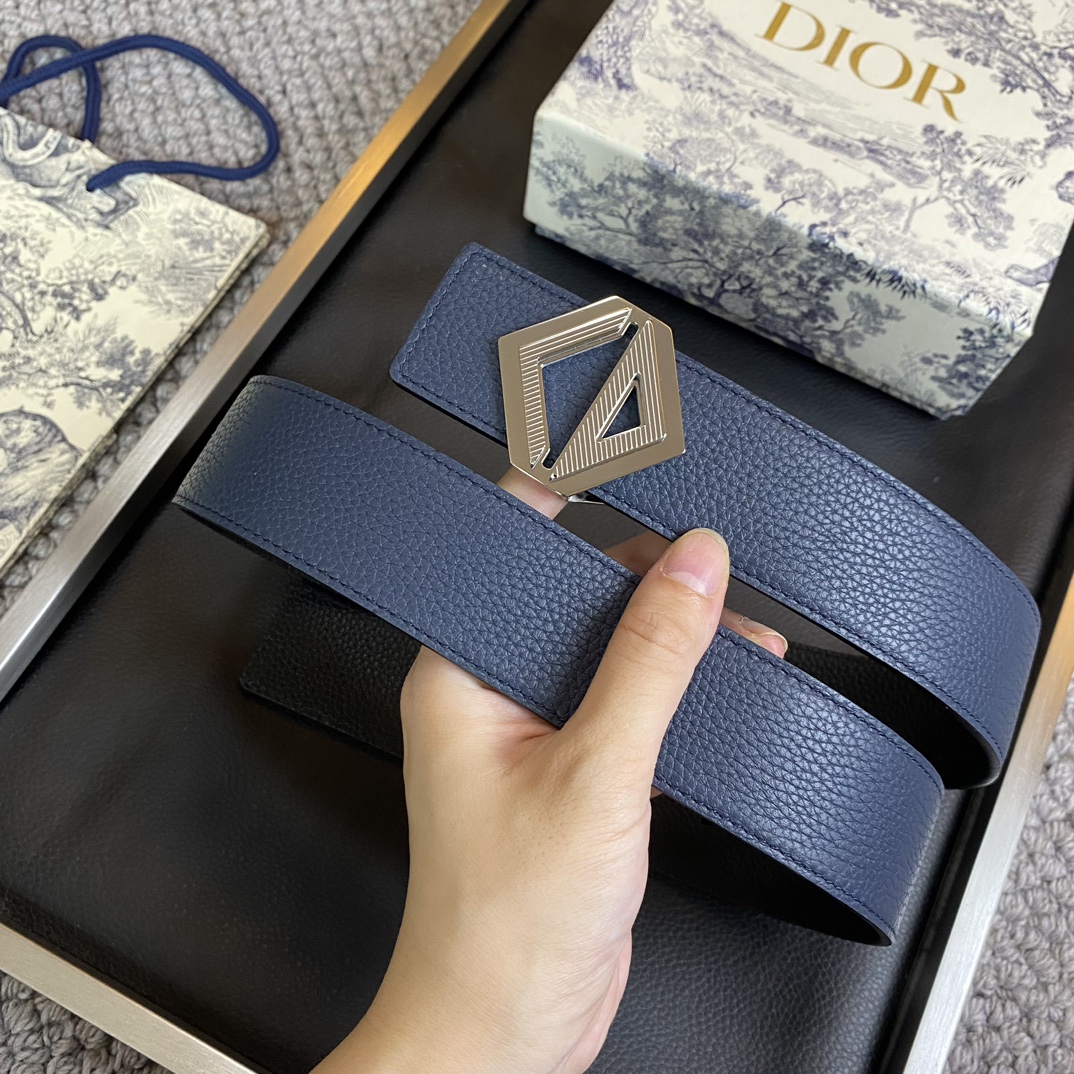 迪奥DIOR新款精钢五金宽3.8CM