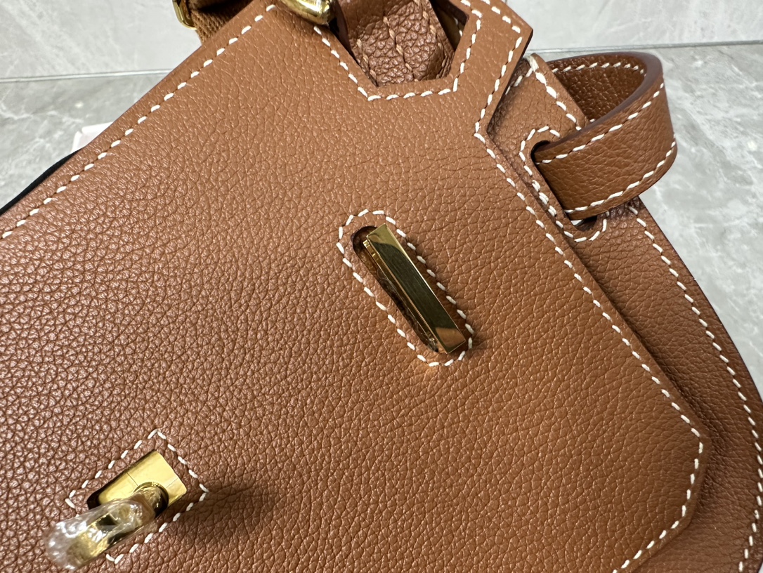 Hermes Mini Jypsiere Evercolor Leather Crossbody Bag - Timeless Style 7 i1687967442 4858 6