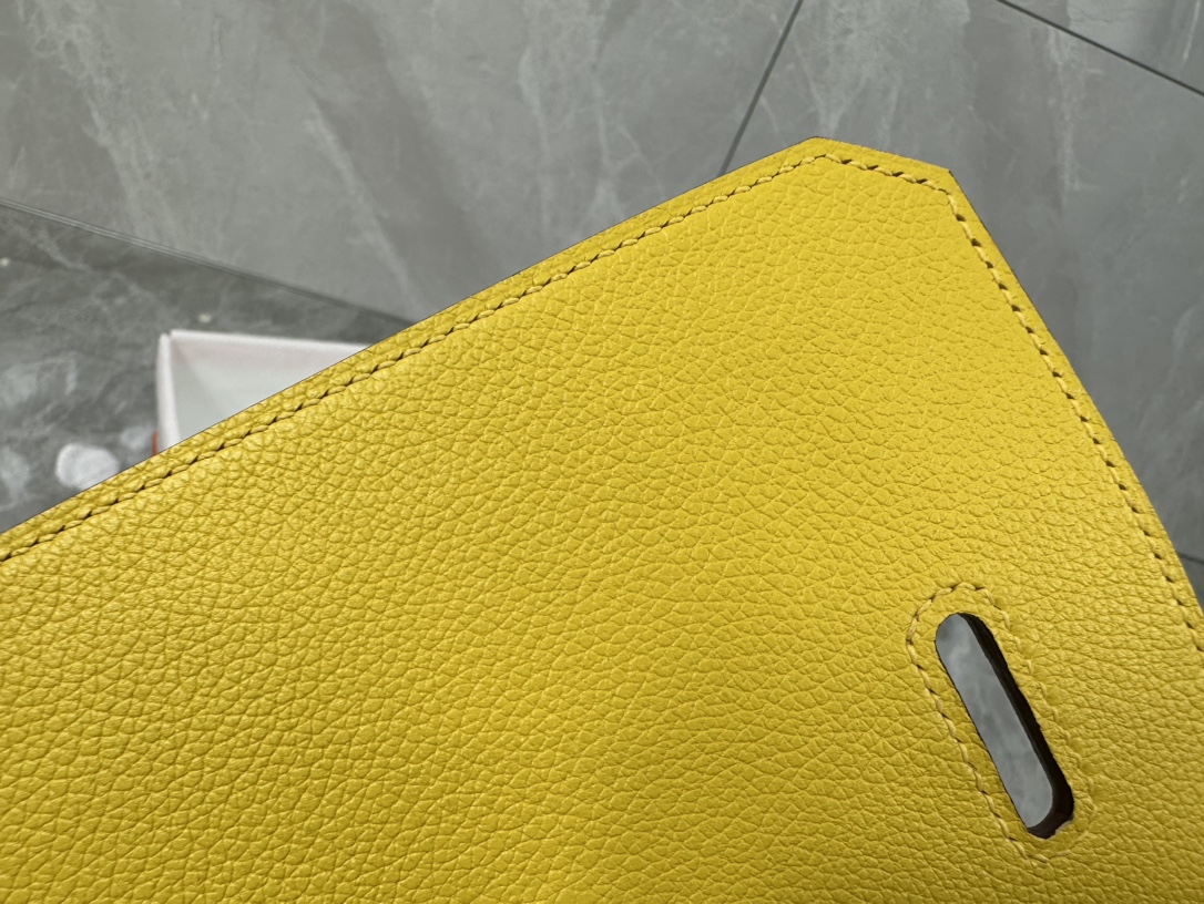 Hermès Mini Jypsiere Evercolor Leather Crossbody Bag - Yellow 6 i1687967524 1656 5