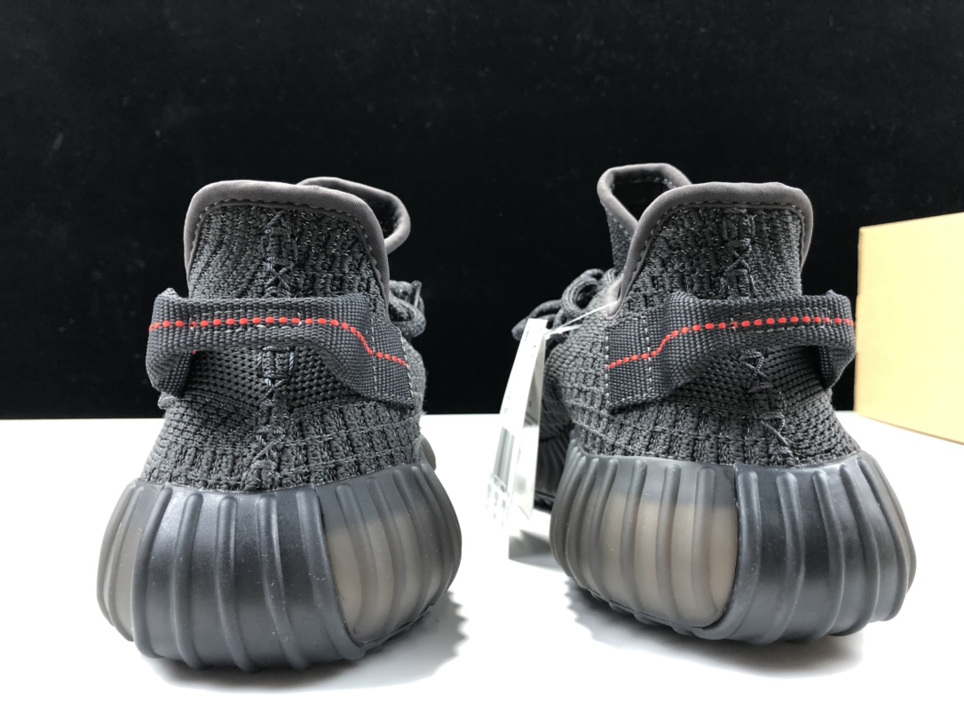 Yeezy350V2黑满天星尺码36