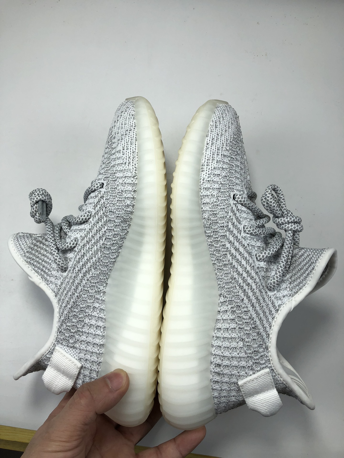 Yeezy白满天星尺码36-48总裁