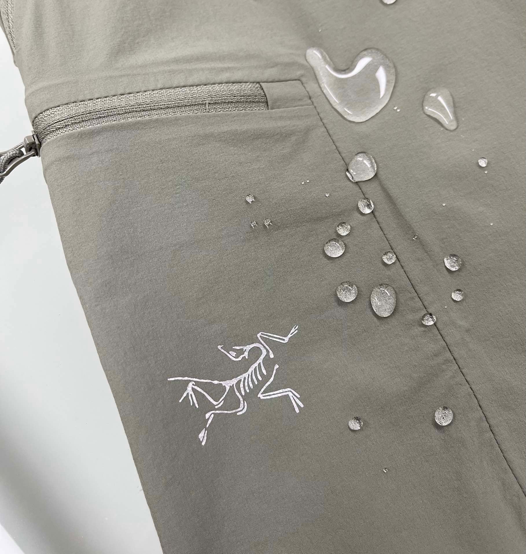 路易威登 Louis Vuitton 高定典藏名品高定成衣时装外套连衣裙衬衫T恤 #6C5D6EE7 3