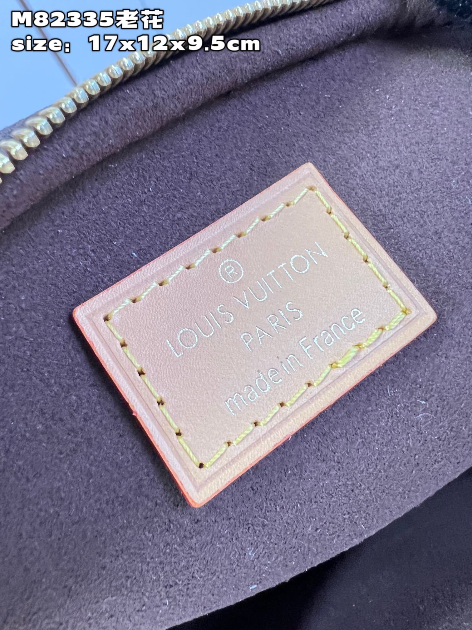 顶级原单M82335老花本款MiniBumbag手袋取材Monogram帆布展现路易威登对潮流腰包设计的