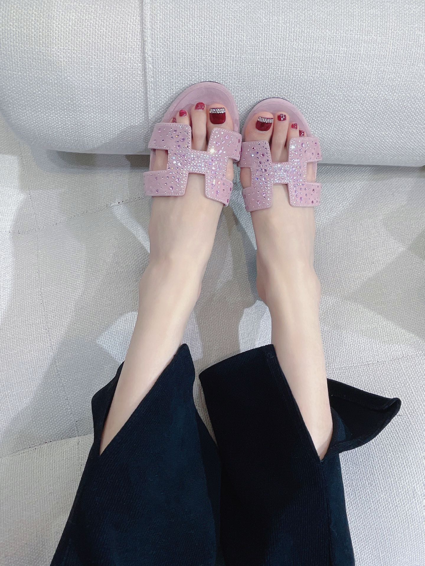 NO:253923,Real shot of crystal purple H brand Swarovski rhinestone glittering H-shaped suede Oasis mid-heel slippers, slippers, slippers, chamois leather19860909上脚实拍水晶紫 H牌施华洛水钻闪闪H型麂皮Oasis中跟拖鞋,拖鞋,slippers,chamois leather,Women's Shoes