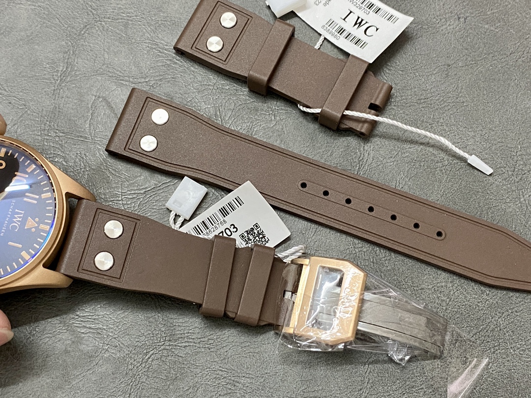 IWC M+万国 青铜大飞