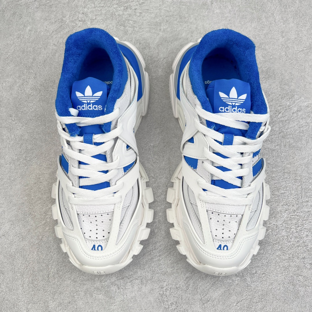 图片[2]-💰400 ＃VG零售版 Adidas x BALENCIAGA Track 阿迪达斯巴黎世家联名复古老爹鞋 全套原纸板楦头开发 最原汁原味的灵魂版型 全鞋荧光划线卡点 胶水把控整洁度追求极致完美 每一双都是工艺品 多重QC质检 超越公司货的品控标准 实实在在的免检产品 原盒原配 正确字体电绣 粗细、位置、大小正确 侧边TPU 透气孔匹配意产原版 正确气垫分离大底 TPU软底 原版一致大底LOGO 立体感十足 原厂皮料水洗做旧 采购原厂网纱 该款鞋采用网眼布和尼龙制成 不含皮革 鞋舌饰有Track.2橡胶品牌标识 外侧饰有橡胶品牌标识 泡沫后帮压印品牌标识 外底正面压印BB标识 由176块饰片拼接而成的铰接式鞋面 侧面配金属质感网眼布 内面配有额外金属光泽饰件 包含1副鞋带和1副备用鞋带 后帮配有拉环鞋提 动态鞋底设计 为双脚带来后续的助力  正常尺码 Size：35 36 37 38 39 40 41 42 43 44 45 46 编码：by4936070-运动鞋