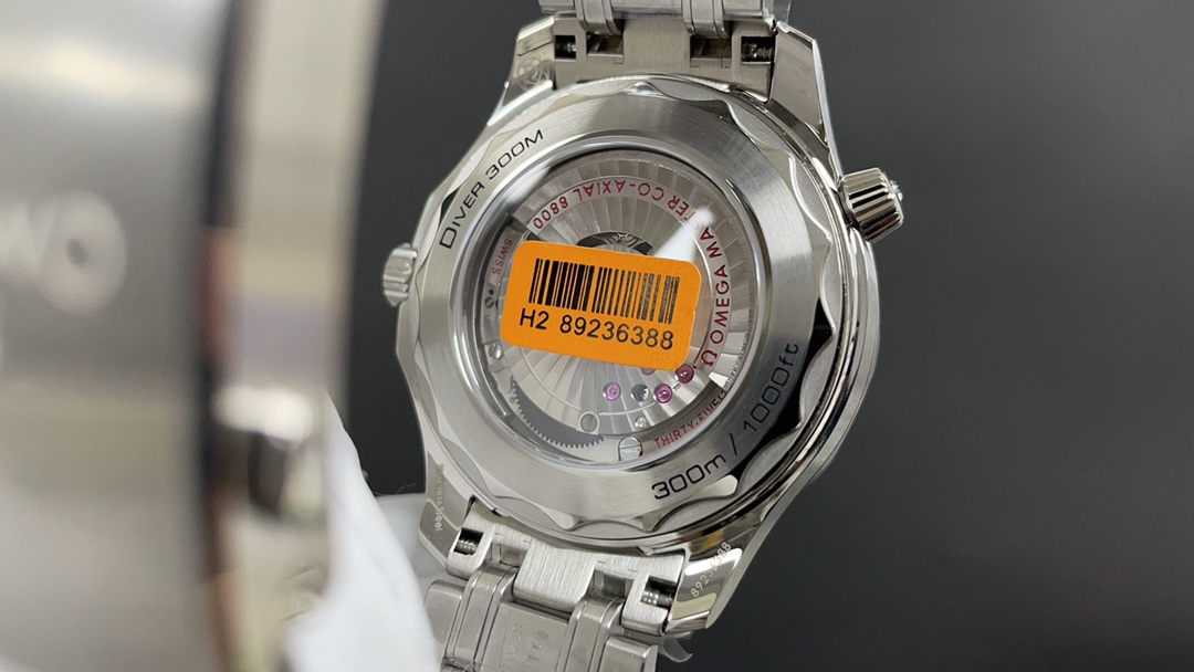 Omega 欧米茄 海马300 白面 8800机