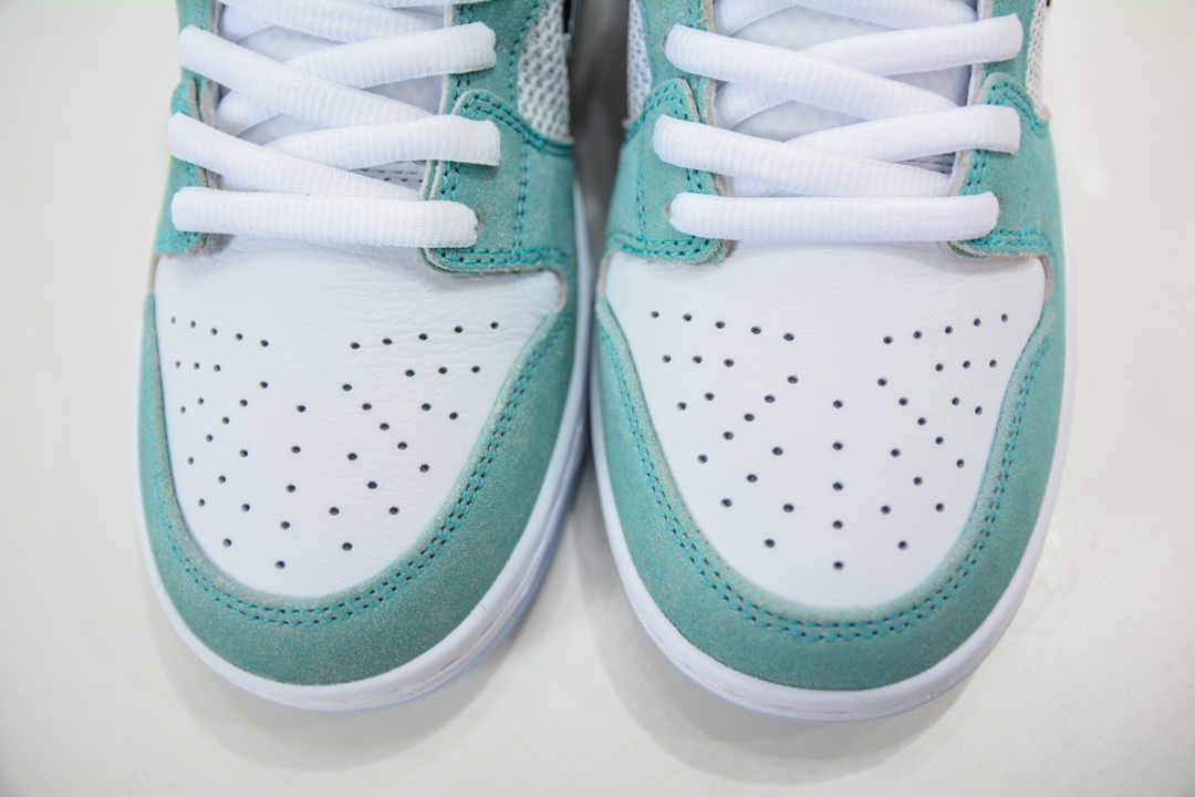 AYNK SB Dunk Low April 冰蓝 冰封玫瑰 FD2562-400 AYNK SB Dunk Low April 冰蓝 冰封玫瑰 FD2562-400