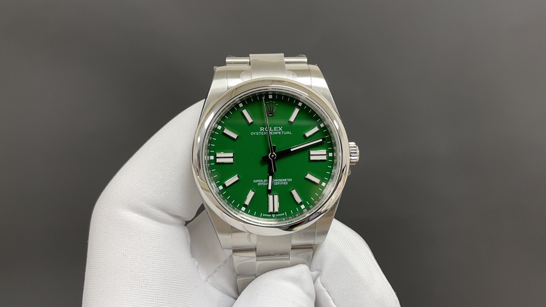 Rolex Oyster Perpetual Date Watch Green